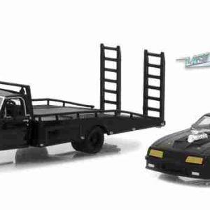 Ford F-350 1972 Ramp truck Wich + Ford Falcon XB Mad Max 1973 1:64 Greenlight