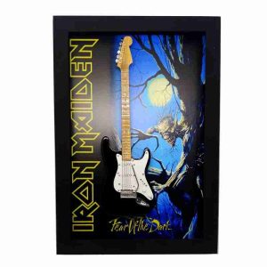 Quadro 3d Miniatura Iron Maiden Fear Of The Dark Strato