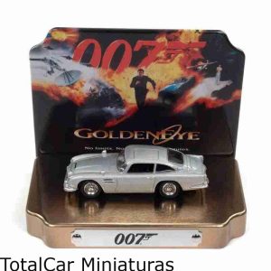 Diorama 007 Aston Martin DB5 Goldeneye 1:64 Johnny Lightning