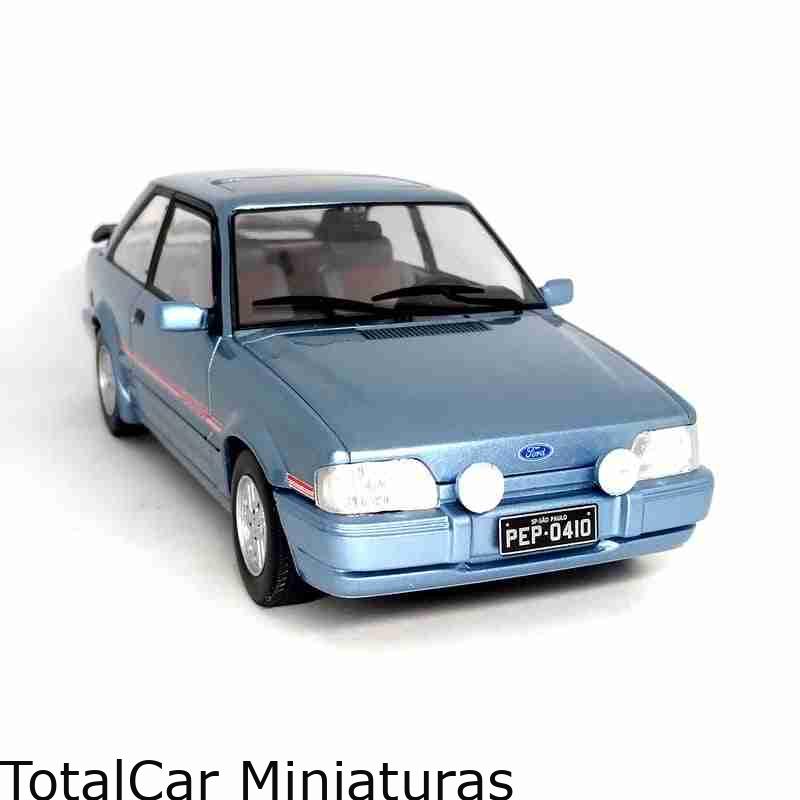 Ford Escort XR3 Formula 1991 1:24 Califórnia Classics Azul - Imagem 4