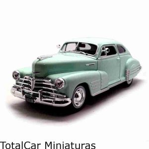 Chevrolet Fleetline Aerosedan 1948 1:25 Maisto Verde